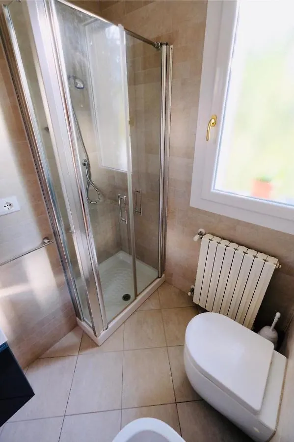 Appartamento In Villa Daniela Con Piscina Privata Carraro Immobiliare Jesolo - Family Apartments  Lido di Jesolo